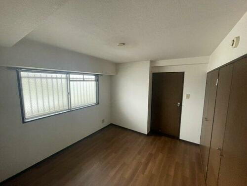 スタスィオン滝の水 スタスィオン滝の水