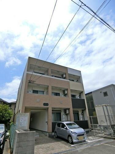 和歌山県和歌山市中之島 3階建