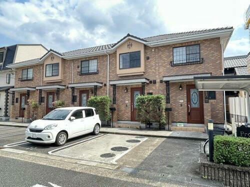 愛知県春日井市出川町７丁目 テラスハウス