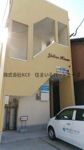 Ｙｅｌｌｏｗ　Ｈｏｕｓｅ（イエローハウス） 2階建