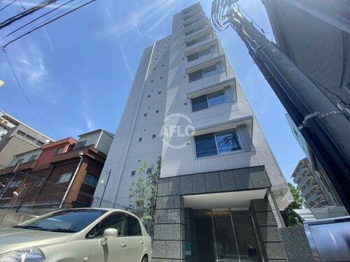 ラグレース天六 10階建