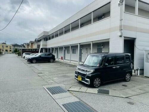 富山県富山市町村２丁目 賃貸アパート