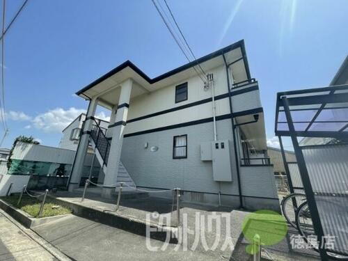 徳島県徳島市南昭和町６丁目 賃貸アパート