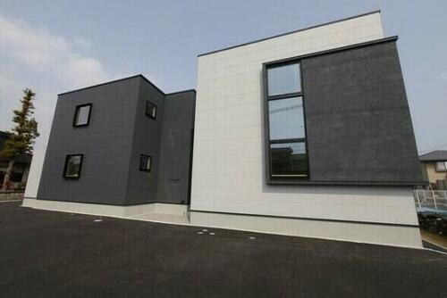 富山県富山市窪本町 賃貸アパート