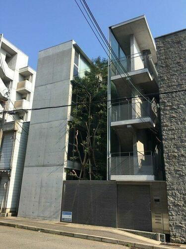 兵庫県神戸市中央区下山手通８丁目 築21年10ヶ月 4階建