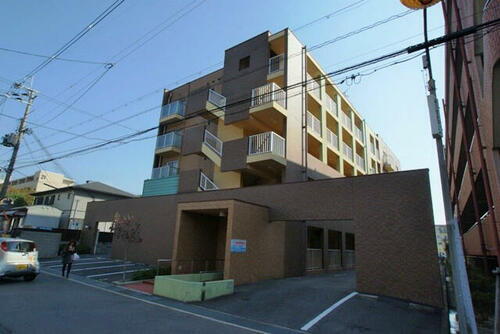 京都府京田辺市河原北口 築26年4ヶ月 5階建