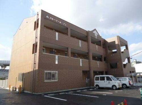 福岡県北九州市小倉南区下城野２丁目 賃貸アパート