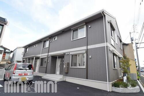 愛媛県松山市住吉１丁目 賃貸アパート