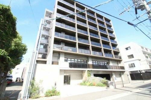 Ｆｉｒｓｔ博多駅前 8階建