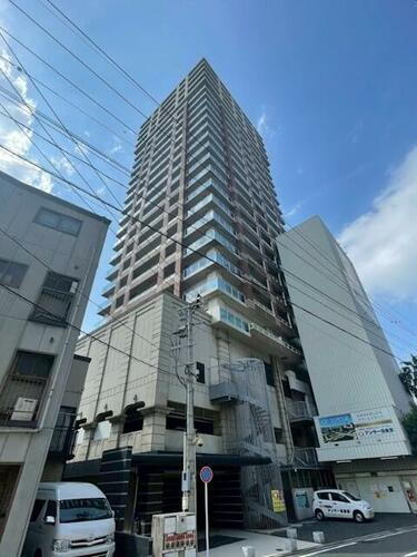 福岡県北九州市小倉北区馬借１丁目 地上25階地下1階建 築17年11ヶ月