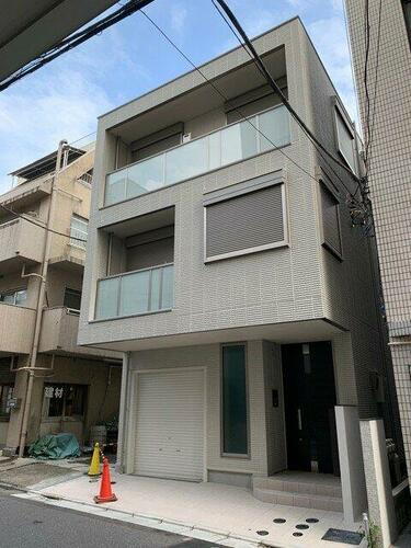 東京都渋谷区千駄ヶ谷３丁目 賃貸マンション