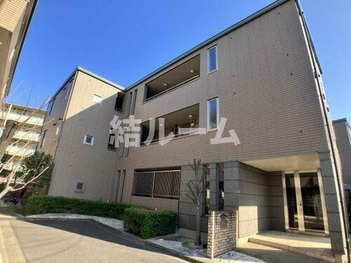 東京都練馬区錦２丁目 築21年4ヶ月 3階建