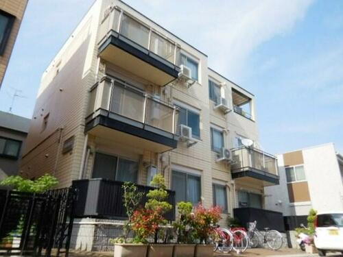 兵庫県尼崎市御園２丁目 築27年10ヶ月 3階建