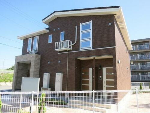 愛知県西尾市楠村町向山 賃貸アパート