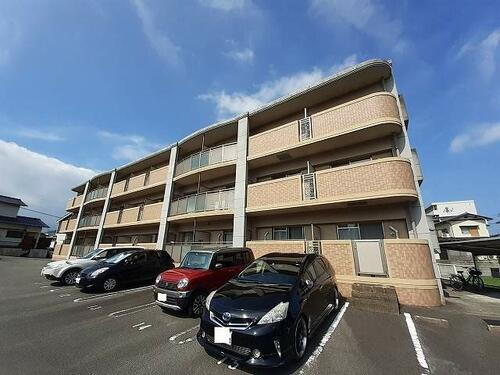 ラフレシール城南 3階建
