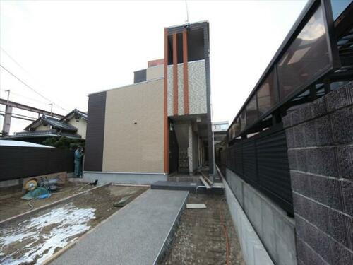 愛知県名古屋市西区市場木町 賃貸アパート