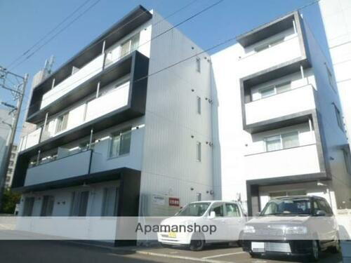 北海道札幌市豊平区平岸三条５丁目 4階建 築17年10ヶ月