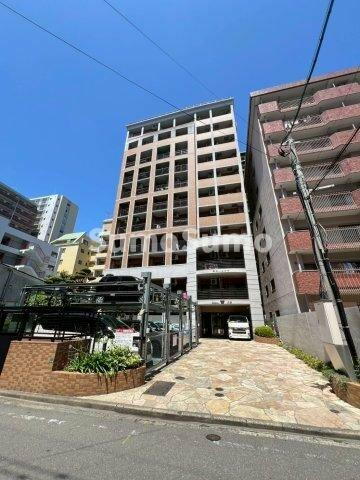 福岡県福岡市中央区薬院３丁目 11階建