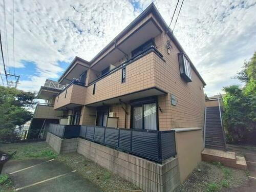 ヴィラ　レンガ坂 2階建