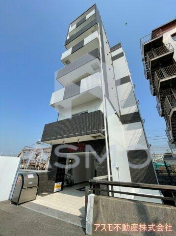 大阪府大阪市北区中津７丁目 築8年10ヶ月 8階建