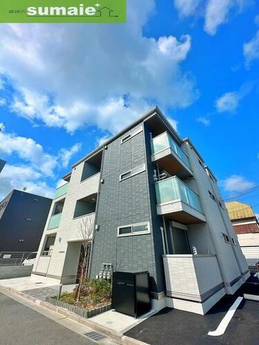 Ｄ－Ｌｕｃｅ黒田－ＥＡＳＴ