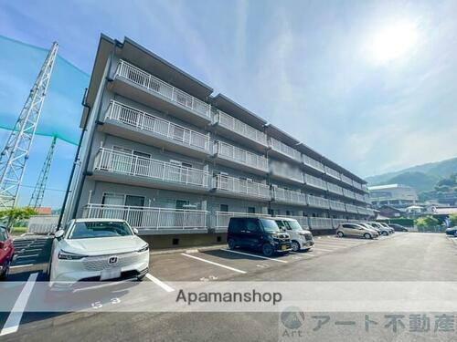 Ｋ’ＳＢ山越Ⅱ 4階建