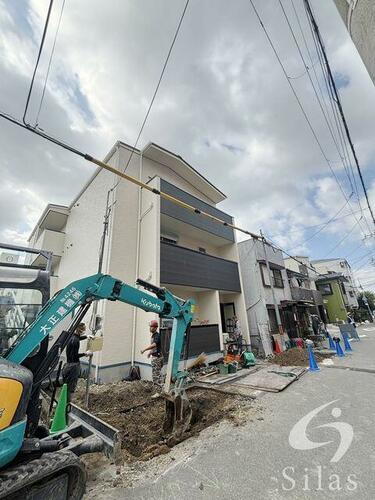 大阪府大阪市旭区高殿６丁目  3階建