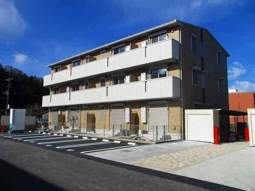 パストラルコート　Ｄ 3階建