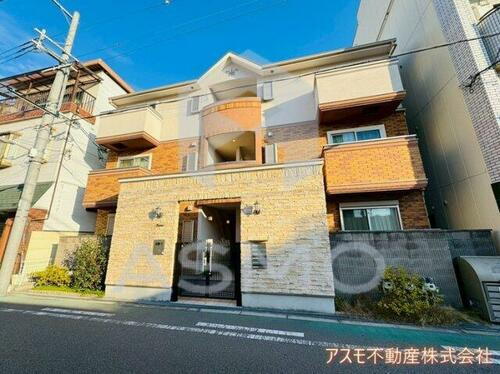 大阪府大阪市城東区蒲生２丁目 築11年8ヶ月 3階建