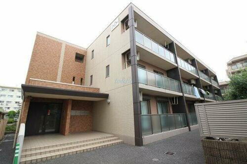 Ｎａｖｏｎａ．Ｋ　（ナヴォーナ・Ｋ）