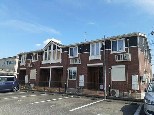 兵庫県小野市王子町 築9年10ヶ月 2階建