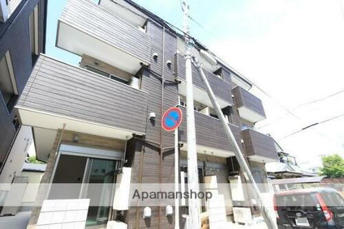 千葉県船橋市湊町１丁目 3階建