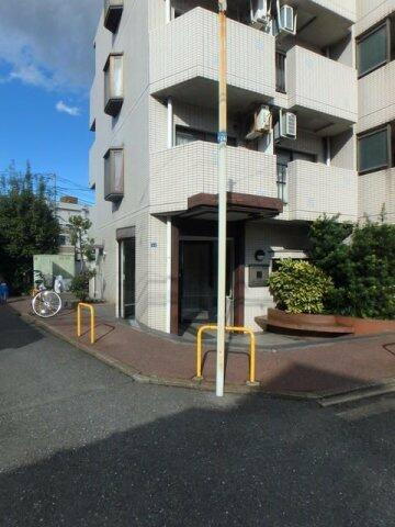 メゾン・ド・エクスペール 4階建