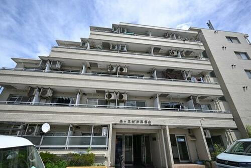 ユースピア大倉山 5階建