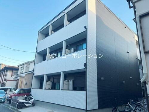 兵庫県尼崎市東園田町８丁目 築2年3ヶ月 3階建