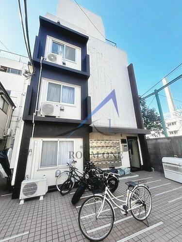 東京都目黒区目黒１丁目 4階建