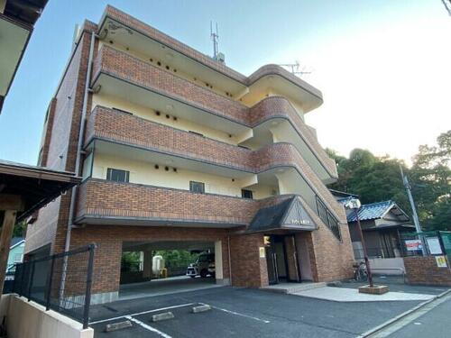 福岡県北九州市八幡西区西王子町 4階建
