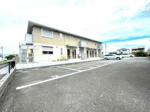 愛知県海部郡大治町大字三本木字村部 賃貸アパート