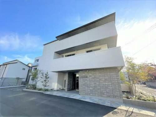 シャーメゾン　ピースベル