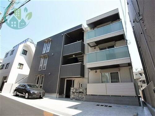 兵庫県神戸市東灘区御影中町１丁目 築3年9ヶ月 3階建