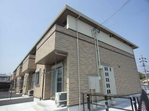 奈良県生駒郡斑鳩町神南３丁目 2階建 築10年5ヶ月
