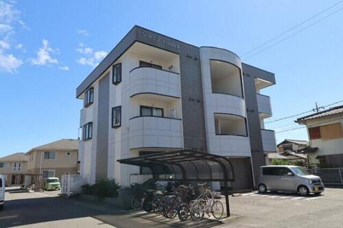 岡山県岡山市北区東花尻 3階建 築22年3ヶ月