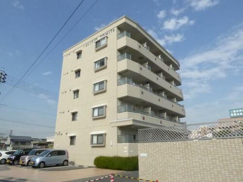 岡山県岡山市北区富田 5階建 築13年1ヶ月