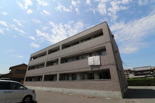 岡山県岡山市北区田中 築20年10ヶ月 3階建