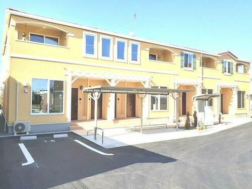 鹿児島県指宿市大牟礼２丁目 2階建 築3年11ヶ月