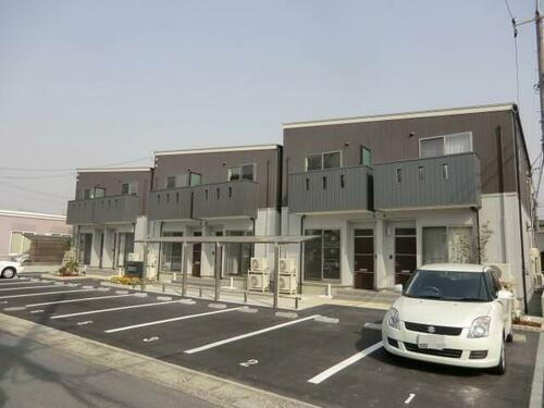 岡山県岡山市南区新保 テラスハウス