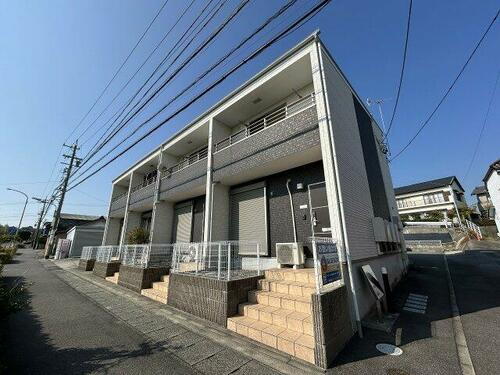 愛知県知多郡武豊町大字冨貴字郷南 テラスハウス