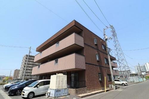 岡山県岡山市北区北長瀬表町３丁目 3階建 築22年10ヶ月