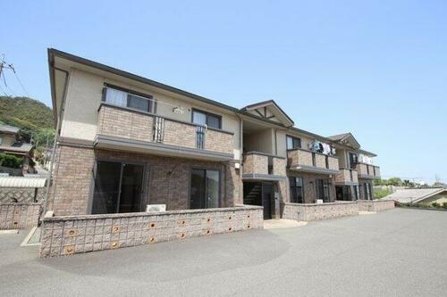 広島県福山市蔵王町１丁目 賃貸アパート