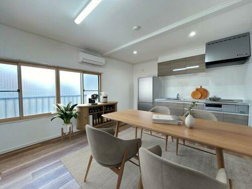 愛知県稲沢市下津下町東５丁目 テラスハウス